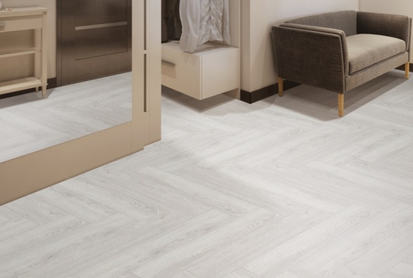 Виниловый пол FloorFactor White Smoke Oak (Вайт Смоук Оак) HB02