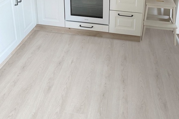 Виниловый пол FloorFactor White Smoke Oak (Смоке Оак) SIC02